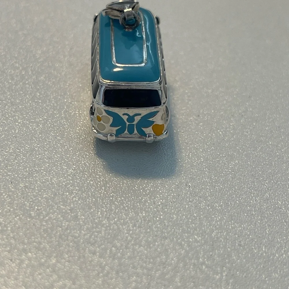 Thomas Sabo VW Bus ”Bulli” Pendant Rare Misengraving Confirmed by Thomas Sabo - Picture 5 of 11